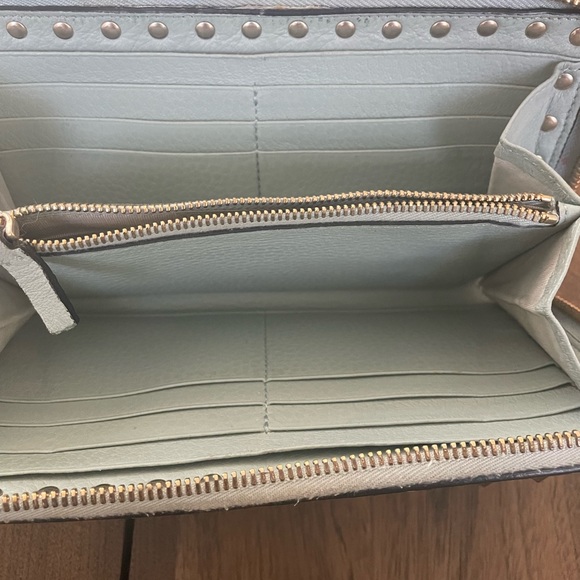 Valentino rockstud wallet - Picture 3 of 4